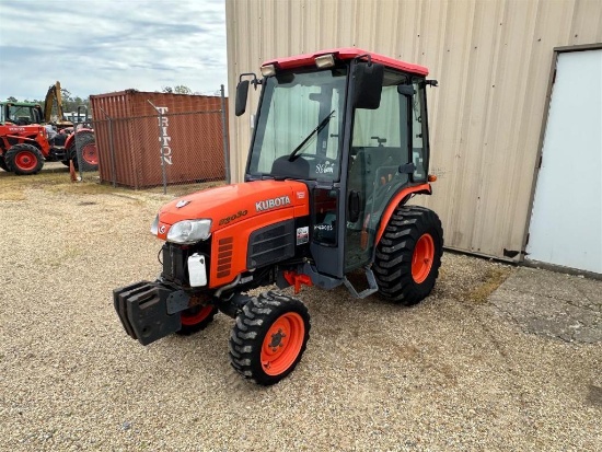 KUBOTA B3030 TRACTOR