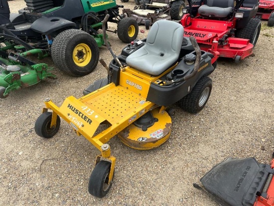 HUSTLER RAPTOR MOWER