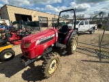 MAHINDRA 2810 TRACTOR