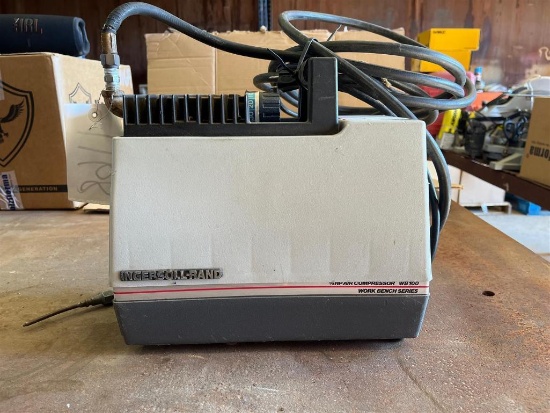 INGERSOLLRAND WORKBENCH 100 AIR COMPRESSOR