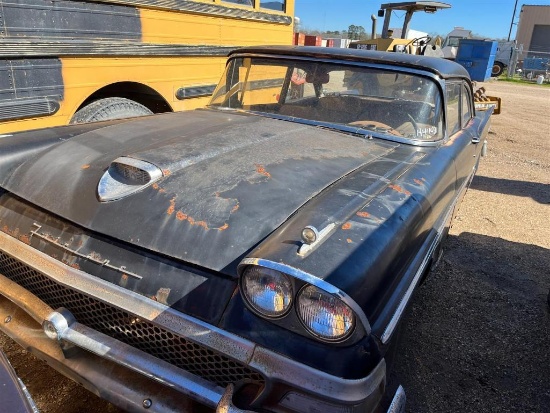 1958 FORD FAIRLANE | NO TITLE | FOR PARTS/REPAIRS