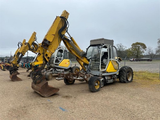 2010 MENZI MUCK A91 MOBIL EXCAVATOR