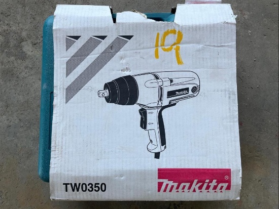 MAKITA TWO350 IMPACT WRENCH