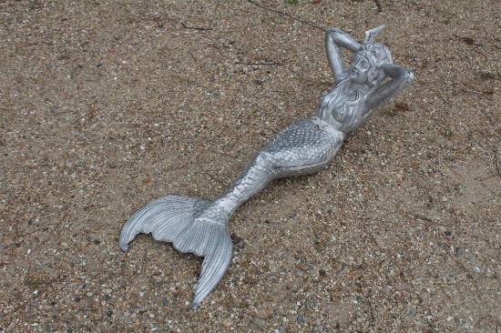 MERMAID STATUE