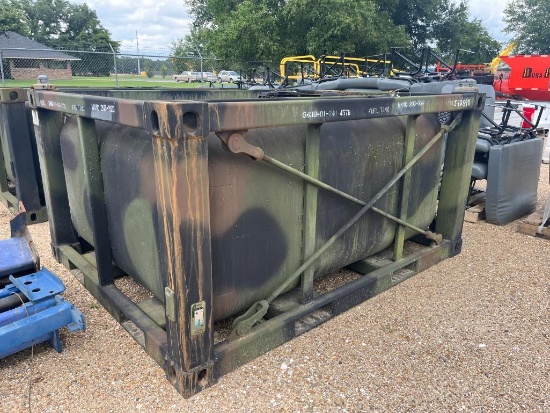 900 GALLON FUEL TANK
