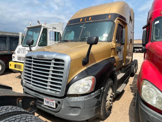 2014 FREIGHTLINER TRUCK | FOR PARTS/REPAIRS