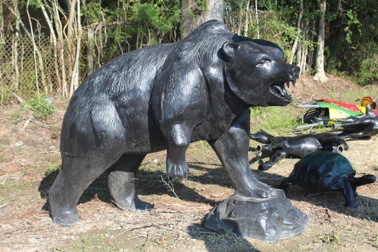BIG BEAR STATUE