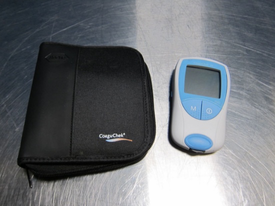ROCHE DIAGNOSTICS CoaguChek XS Coagulation Analyzer