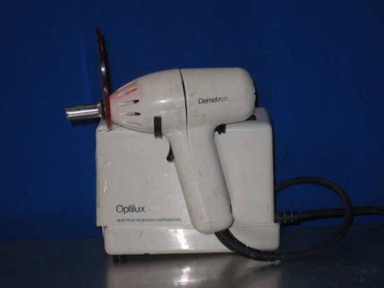 SYBRON DENTAL SPECIALTIES SDS KERR VCL 401 Optilux Demetron Curing Light