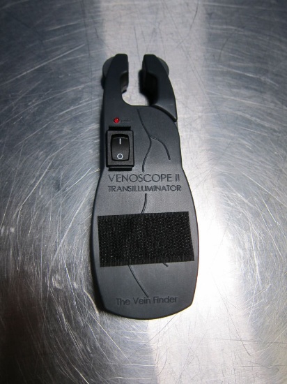 THE VEIN FINDER Venoscope II  VT03 Transilluminator
