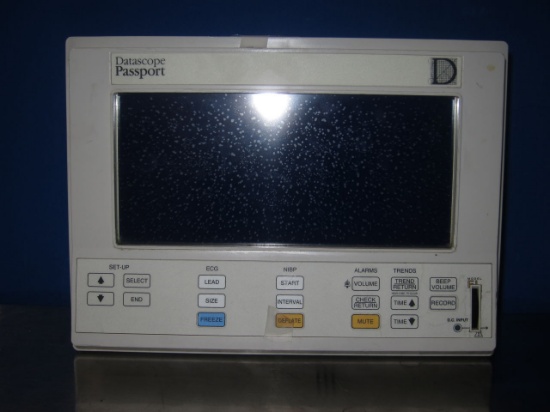 DATASCOPE 0998-00-0095-04 Monitor