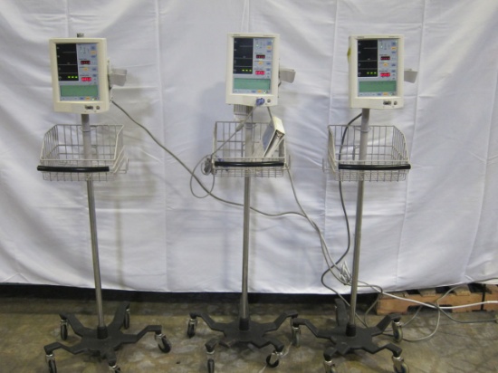 DATASCOPE Accutor Plus  - Lot of 3 Monitor