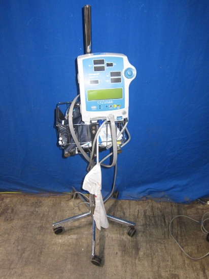 CRITIKON Dinamap Compact TS w/ Accessories Monitor