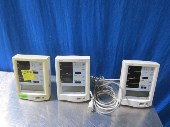 MINDRAY Accutorr Plus  - Lot of 3 Monitor