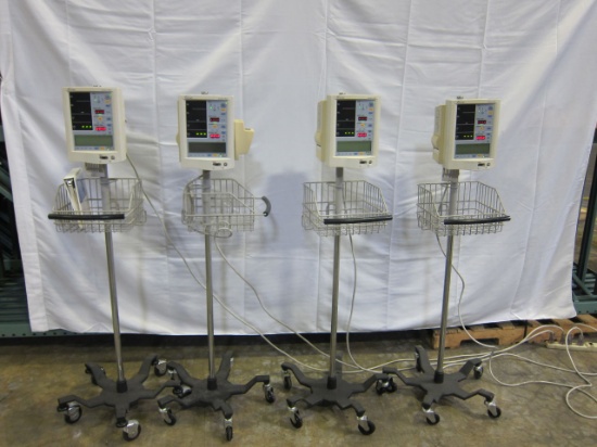 DATASCOPE Accutor Plus  - Lot of 4 Monitor
