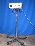 SUNOPTICS SURGICAL Solarmaxx 300 Light Source