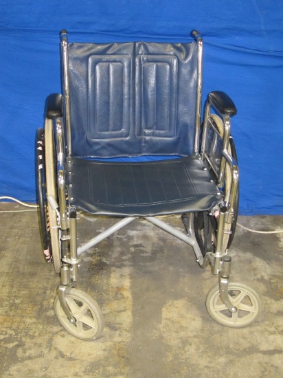 EVEREST & JENNINGS Traveler XL Wheelchair