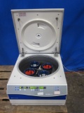 FISHER SCIENTIFIC AccuSpin 3 Centrifuge