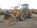 CAT 928G 2004