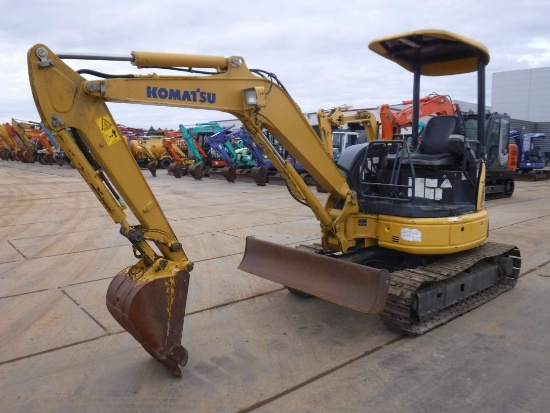 KOMATSU PC30MR-2 21920