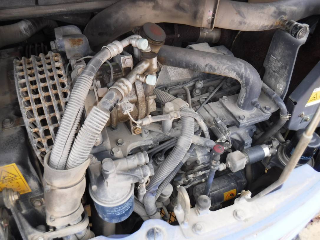 あ とさせて頂きます KOMATSU PC78UU-6E0 27181 | Proxibid
