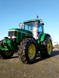John Deere 7810 Cab Tractor. 4x4. Front Hitch. Good Rubber. IVT Trans. 5559