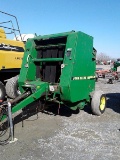 John Deere 335 Round Baler      / Onsite Lot#582