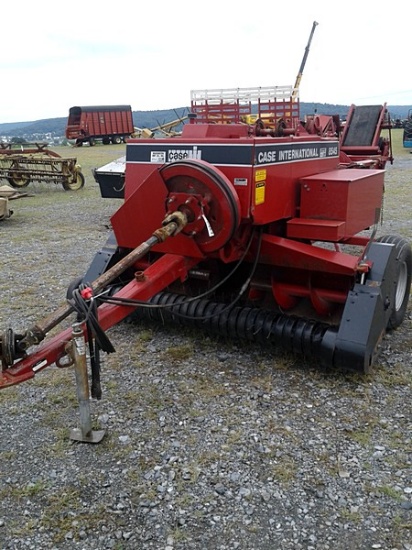 Case IH 8245 Inline Baler w/ 8511 Thrower. Nice  / Onsite Lot # 176