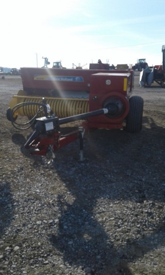 New Holland BC5070 Baler