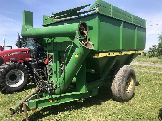John Deere 1210A Grain Cart
