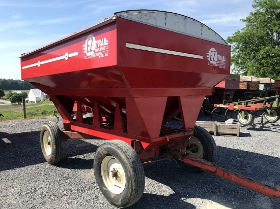 EZ-Trail 3400 Gravity Wagon,
