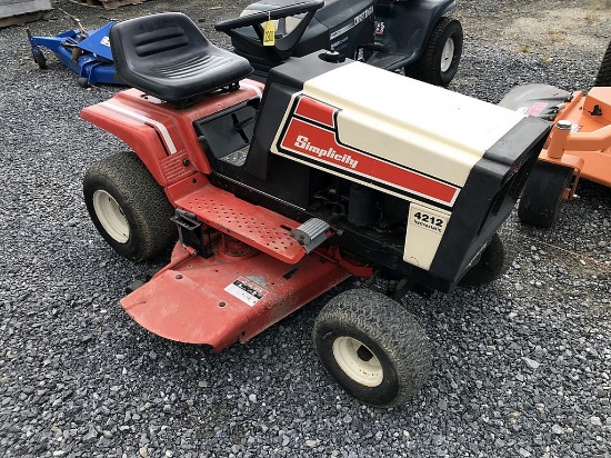 Simplicity 4212 Lawn Tractor