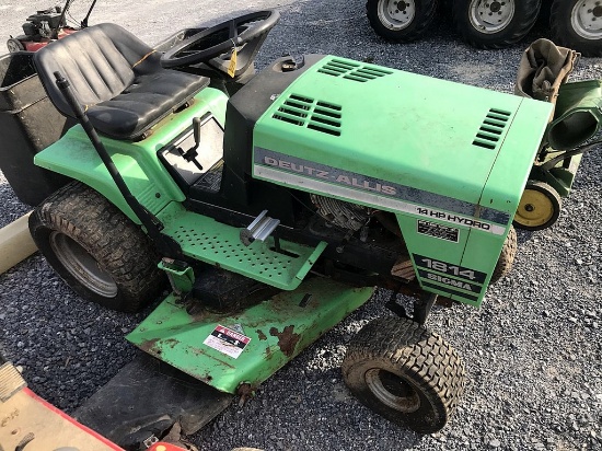 Deutz-Allis 1814 Sigma Lawn Tractor