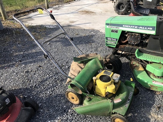 John Deere Push mower