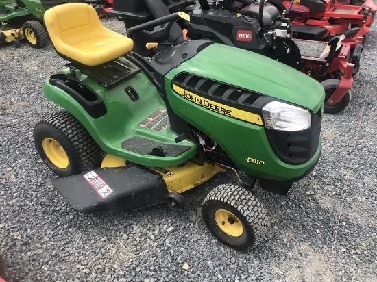 2014 John Deere D110 Lawn Tractor