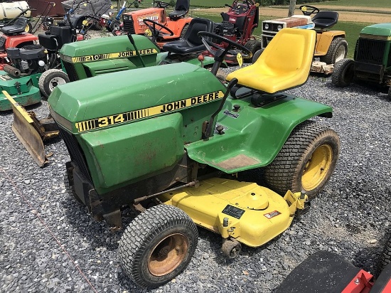 John Deere 314 Garden Tractor