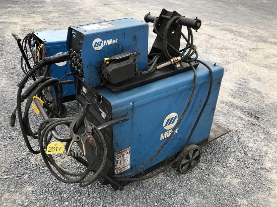 Miller DeltaWeld 452 W/ Wire feeder