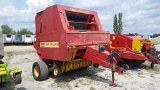 New Holland 660 Round Baler