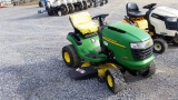 2002 John Deere L110 Lawn Tractor