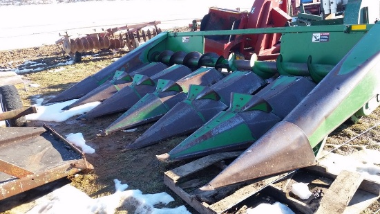 John Deere 643 Corn Head