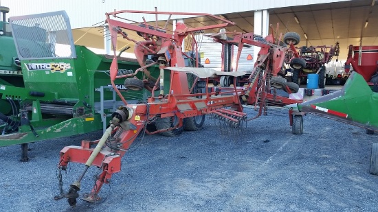Kuhn GA7302DL Rotary Rake