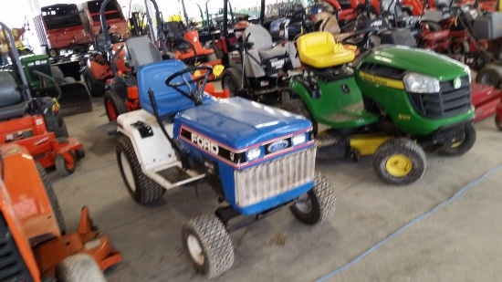 Ford YT16 Lawn tractor