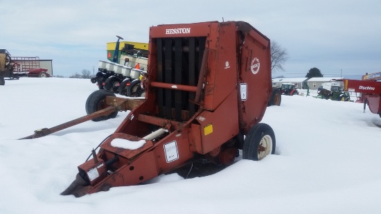 Hesston 5530 Round Baler
