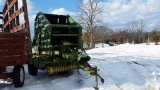 John Deere 410 Round Baler