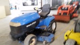 New Holland GT22 Lawn Tractor