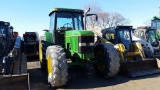 John Deere 7200 Cab Tractor