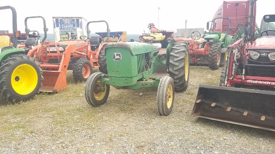 John Deere 830 Tractor