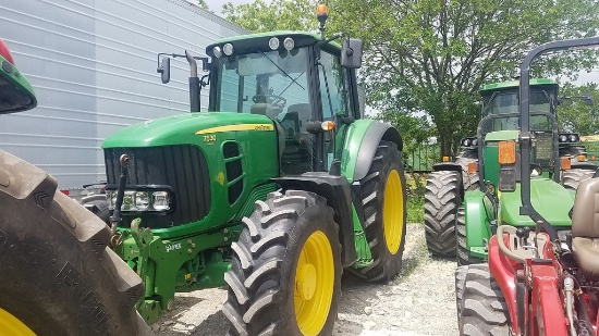 2007 John Deere 7530 Premium Cab Tractor