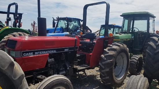 Case International 495 Tractor