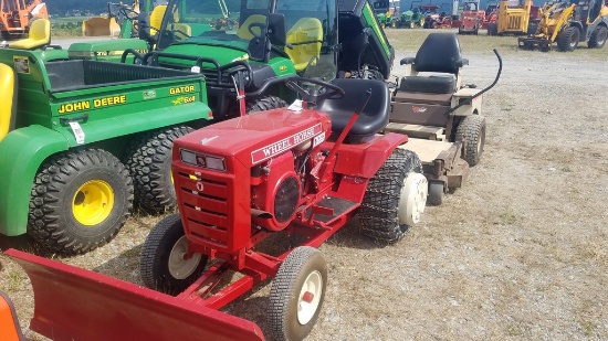 Wheel Horse B100 Riding Tractor